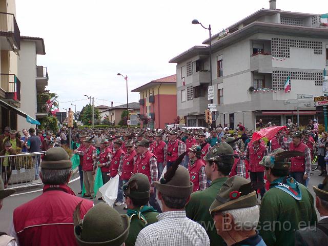 Adunata Alpini BAssano 2008 MK-508.JPG